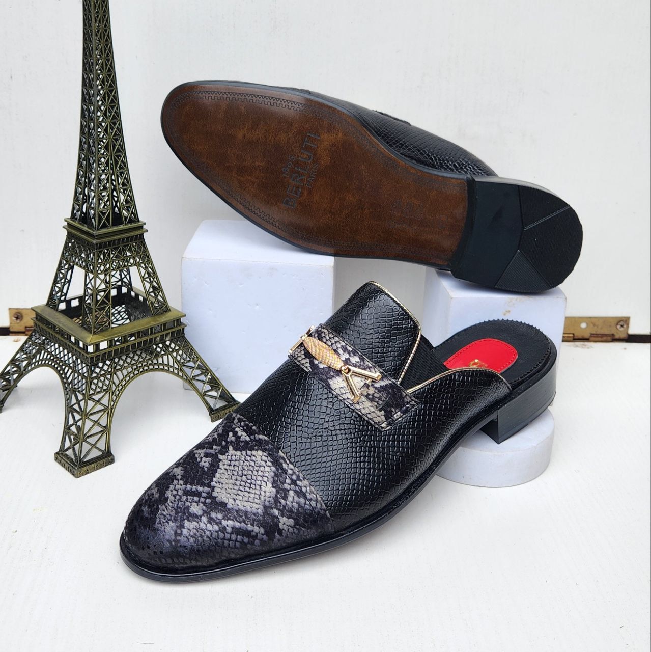 #1 Black Leather Mule (Available Szx: 41, 42, 43, 44, 45 and 46 Only)