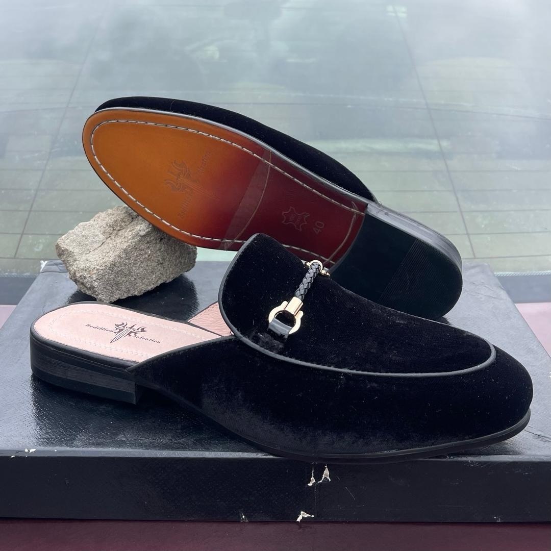Premium Designer Slip-On Mule - Image 7